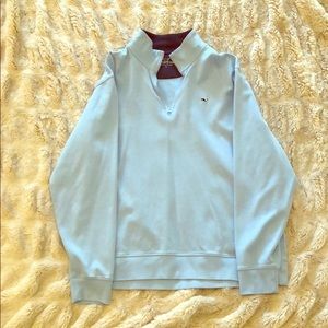 Large Vineyard Vines Pull Over